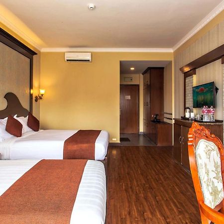 Da Yatra Courtyard Hotel Pokhara Luaran gambar
