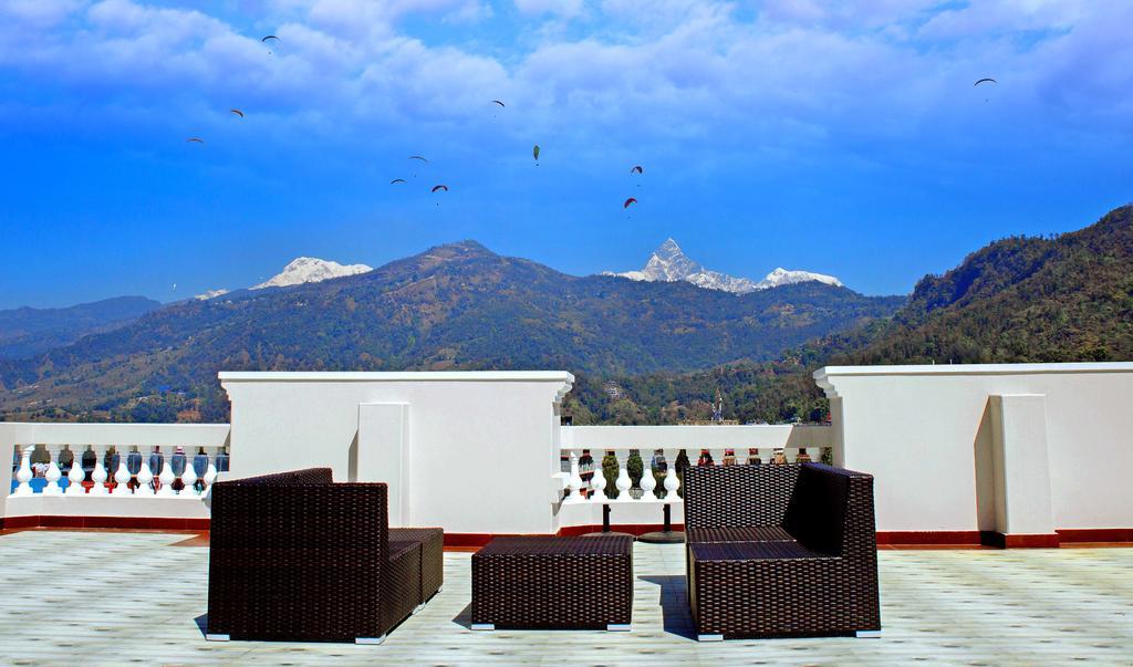 Da Yatra Courtyard Hotel Pokhara Luaran gambar