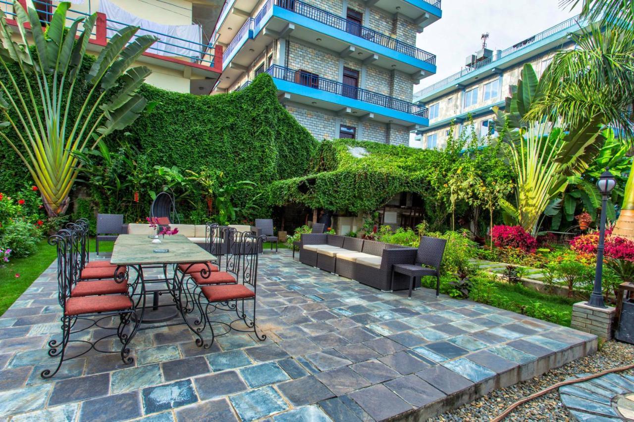 Da Yatra Courtyard Hotel Pokhara Luaran gambar