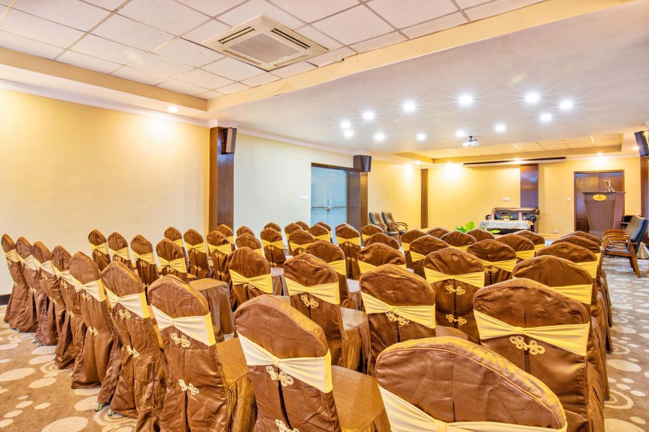 Da Yatra Courtyard Hotel Pokhara Luaran gambar