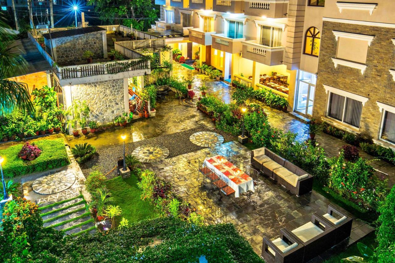 Da Yatra Courtyard Hotel Pokhara Luaran gambar