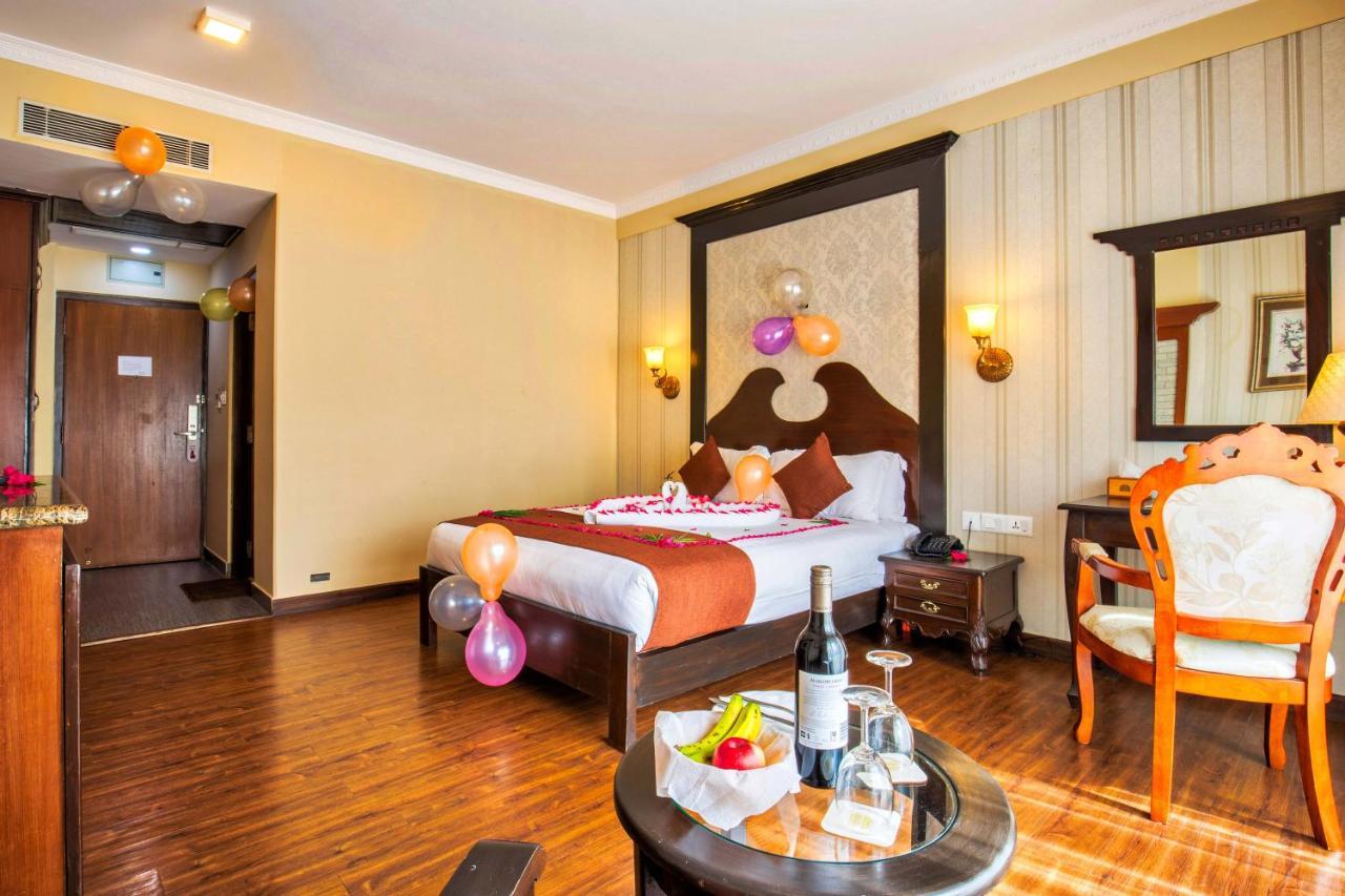 Da Yatra Courtyard Hotel Pokhara Luaran gambar