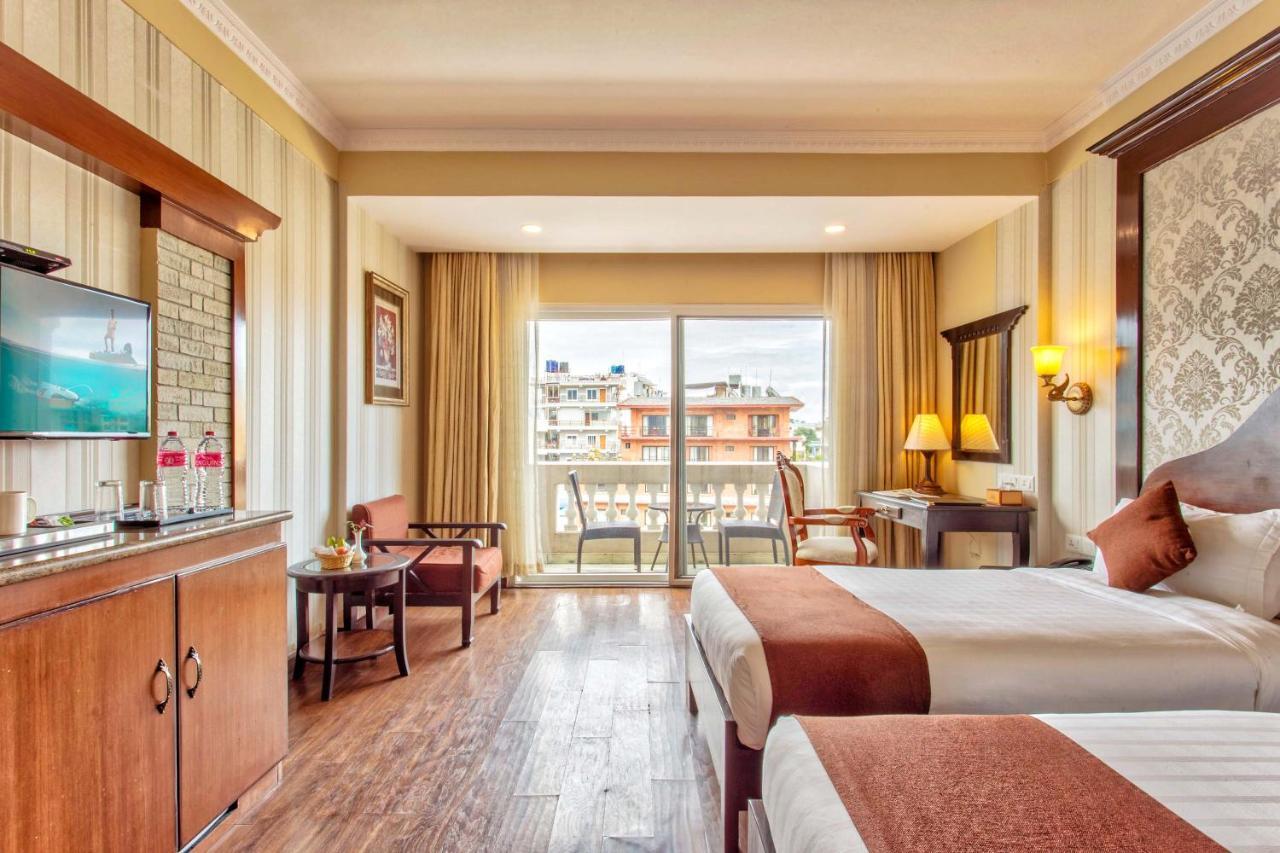 Da Yatra Courtyard Hotel Pokhara Luaran gambar